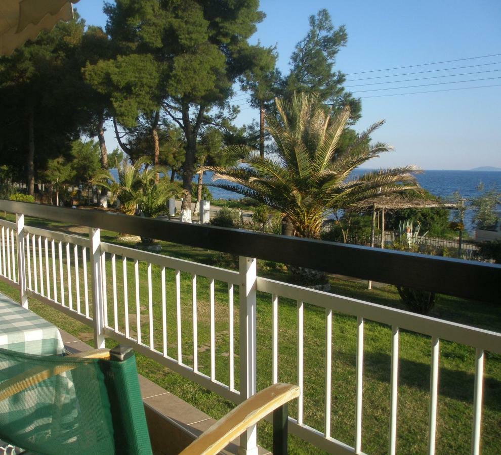 Metamorphosis - Halkidiki Apartment On The Beach Metamorfosi  Eksteriør billede